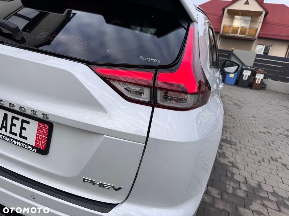 Mitsubishi Eclipse Cross 2.4 PHEV Instyle Plus - 13