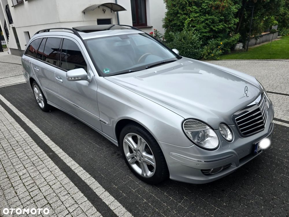 Mercedes-Benz Klasa E 320 CDI 4-Matic Avantgarde - 27