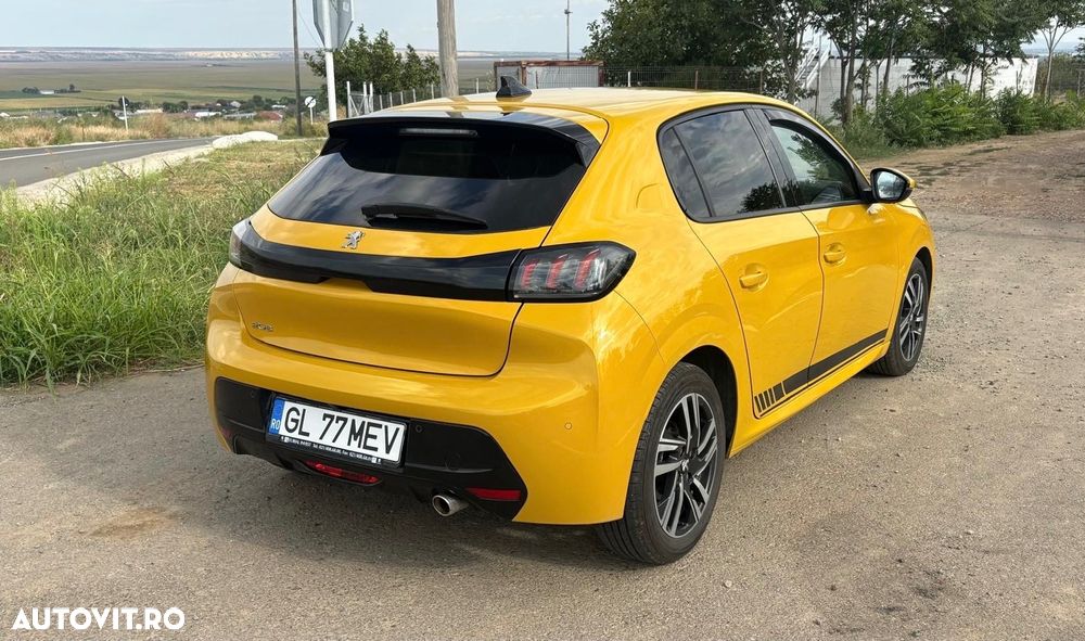 Peugeot 208 1.2 L PureTech STT Allure Pack - 4
