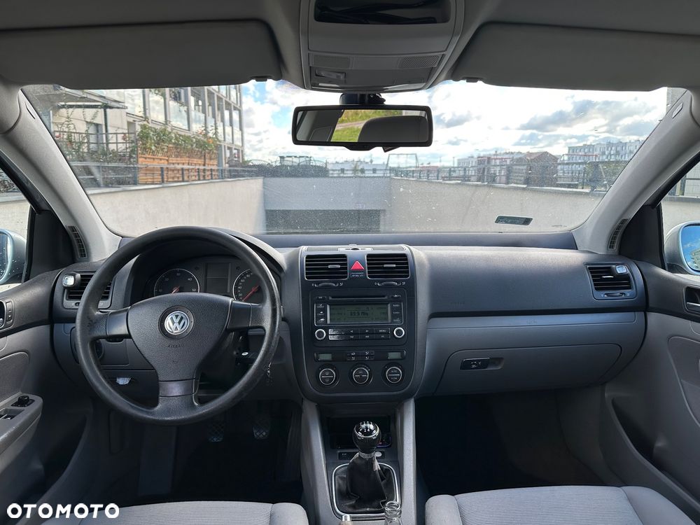 Volkswagen Golf V 1.9 TDI Comfortline - 11