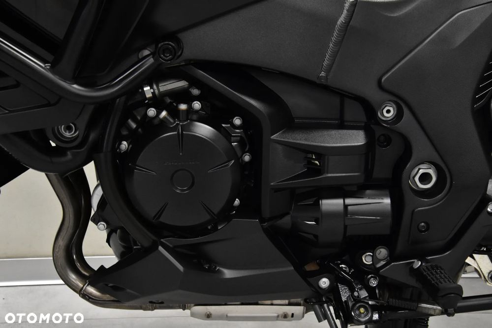 Honda VFR - 28
