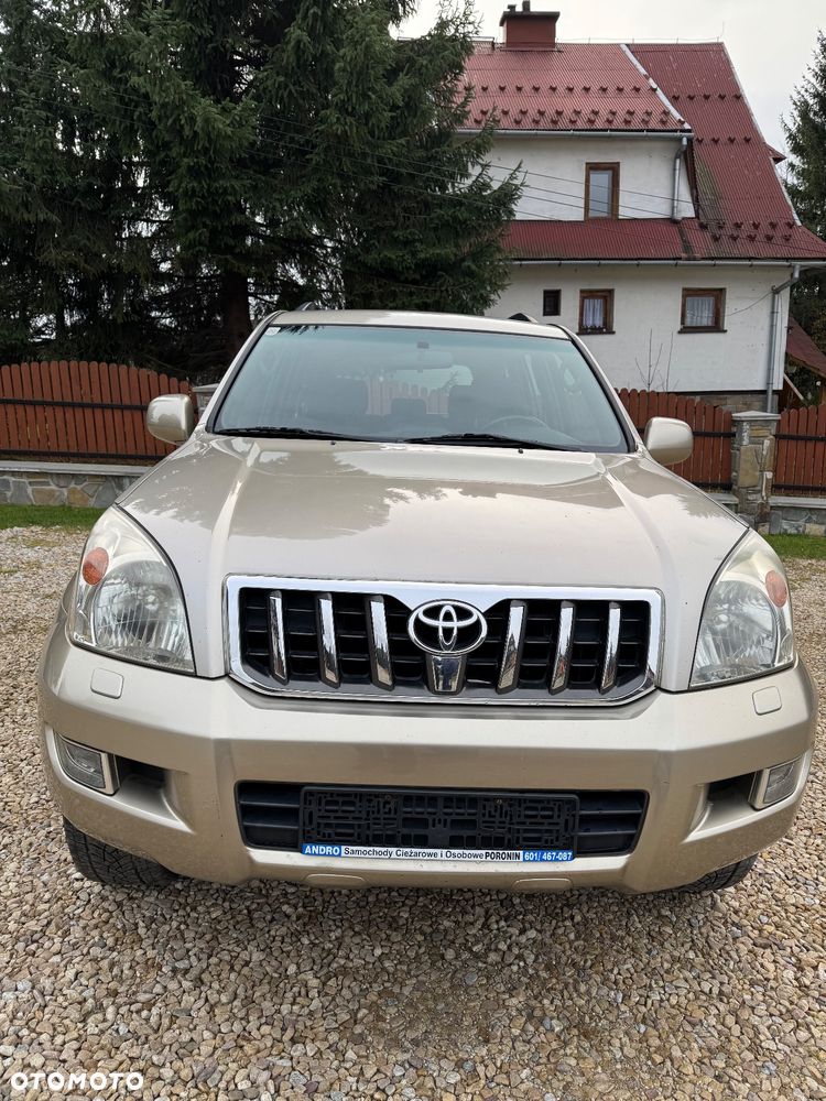 Toyota Land Cruiser - 2