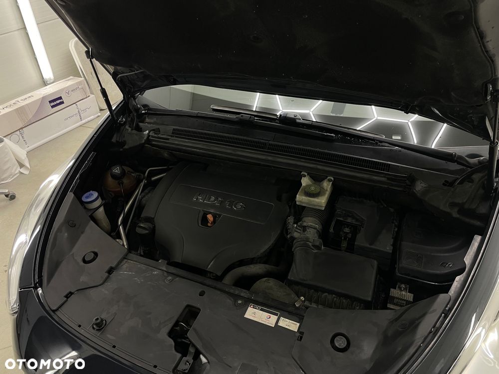 Citroën DS5 HDi 165 Business - 38