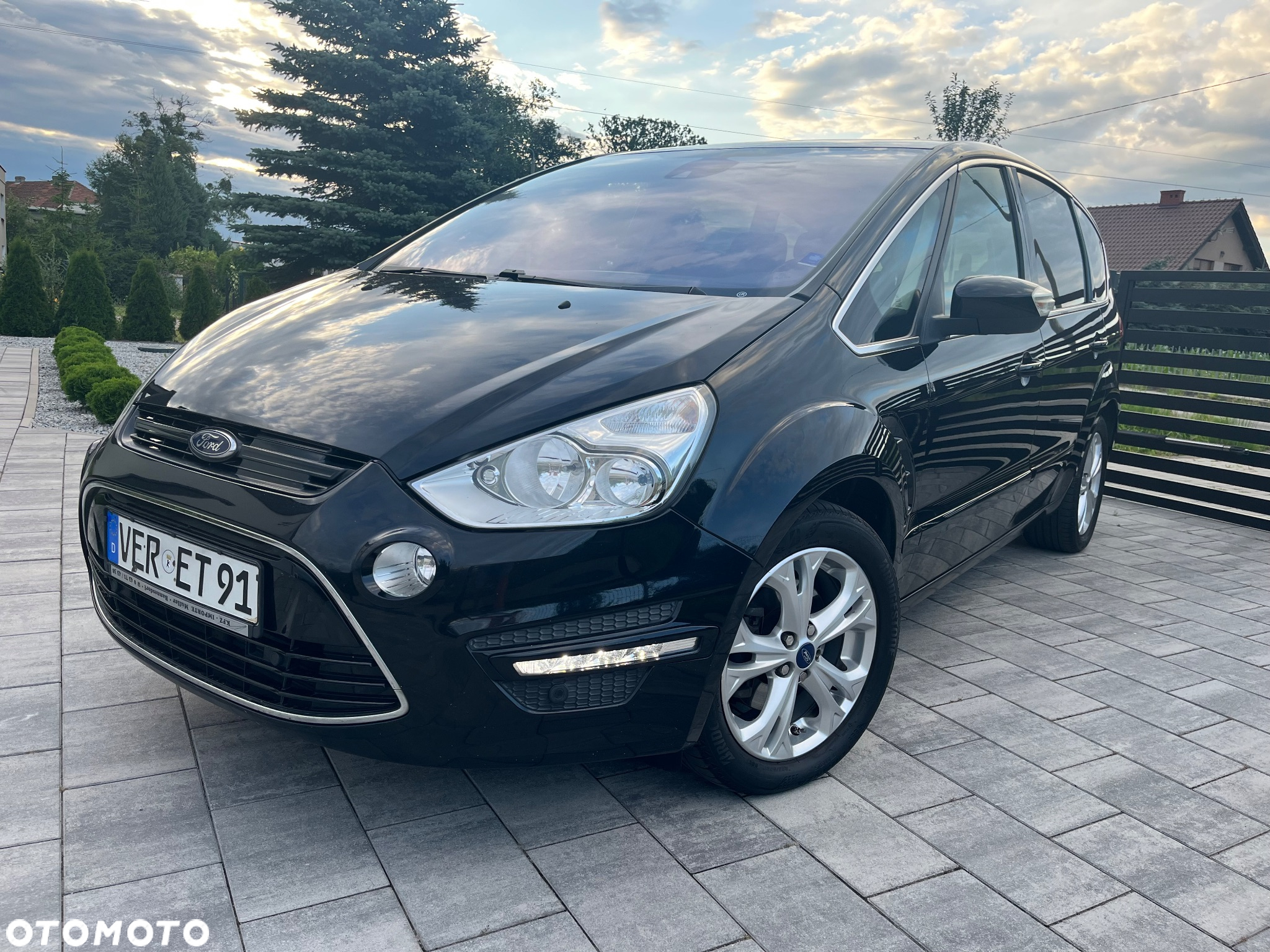 Ford S-Max 2.0 TDCi DPF Titanium - 3