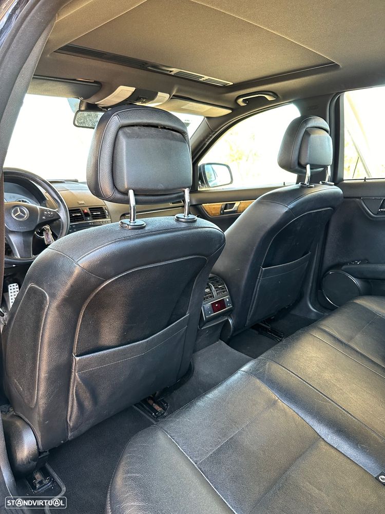 Mercedes-Benz C 320 - 12