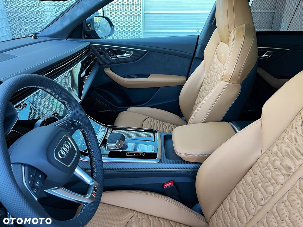 Audi RS Q8 - 14