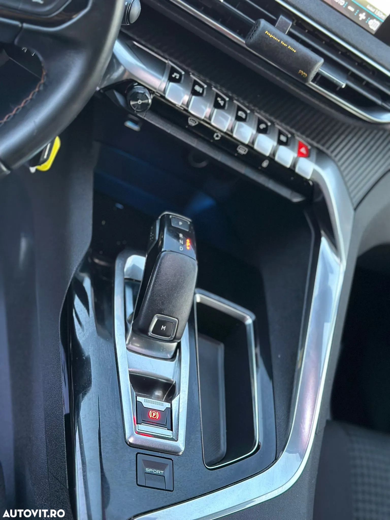 Peugeot 3008 BlueHDi 120 Stop & Start EAT6 Active Business-Paket - 16