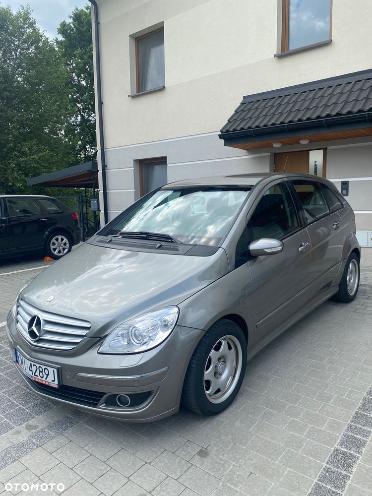 Mercedes-Benz Klasa B - 1