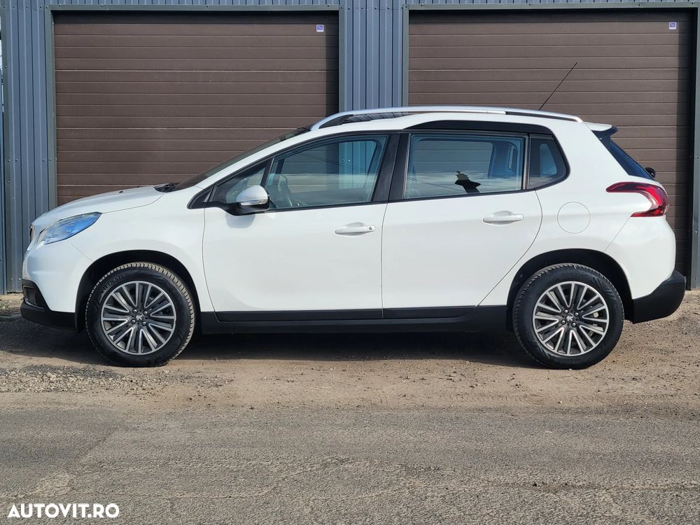 Peugeot 2008 PureTech 110 Stop&Start Style - 5