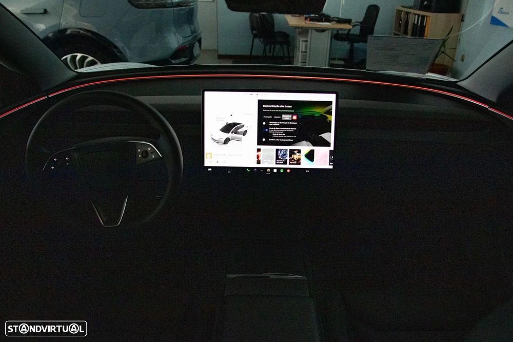 Tesla Model 3 Tração Traseira Premium - 28