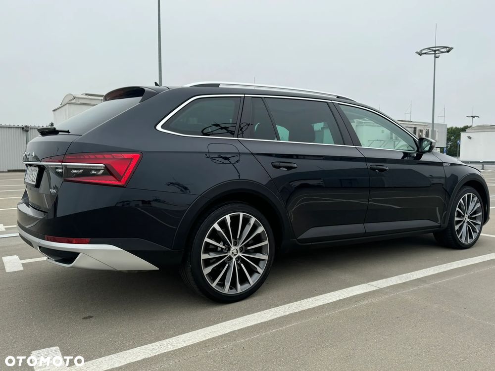 Skoda Superb 2.0 TSI 4x4 DSG Scout - 11