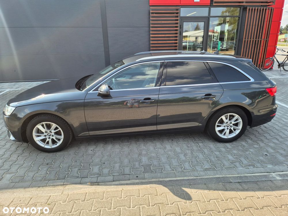 Audi A4 Avant 2.0 TDI ultra S tronic - 3