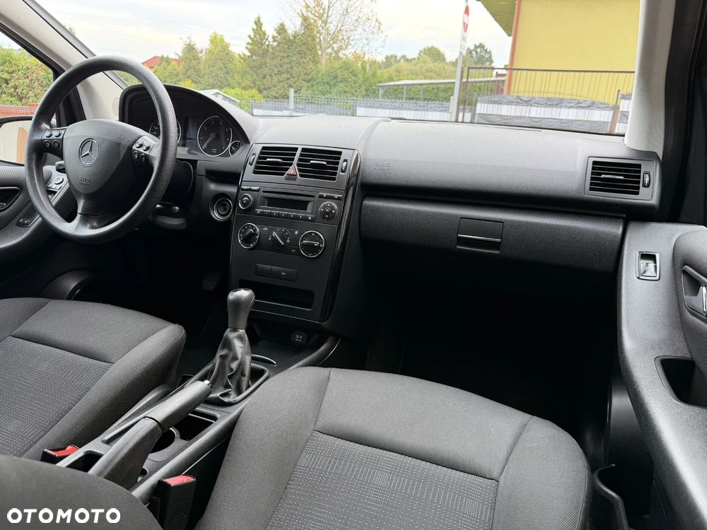 Mercedes-Benz Klasa A 150 Elegance Edition 10 - 20