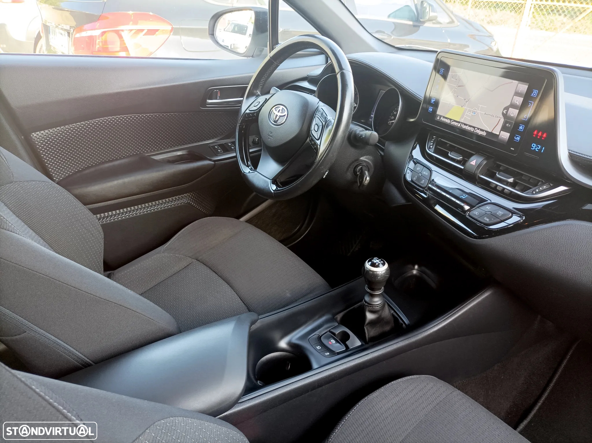Toyota C-HR 1.2T Active - 13