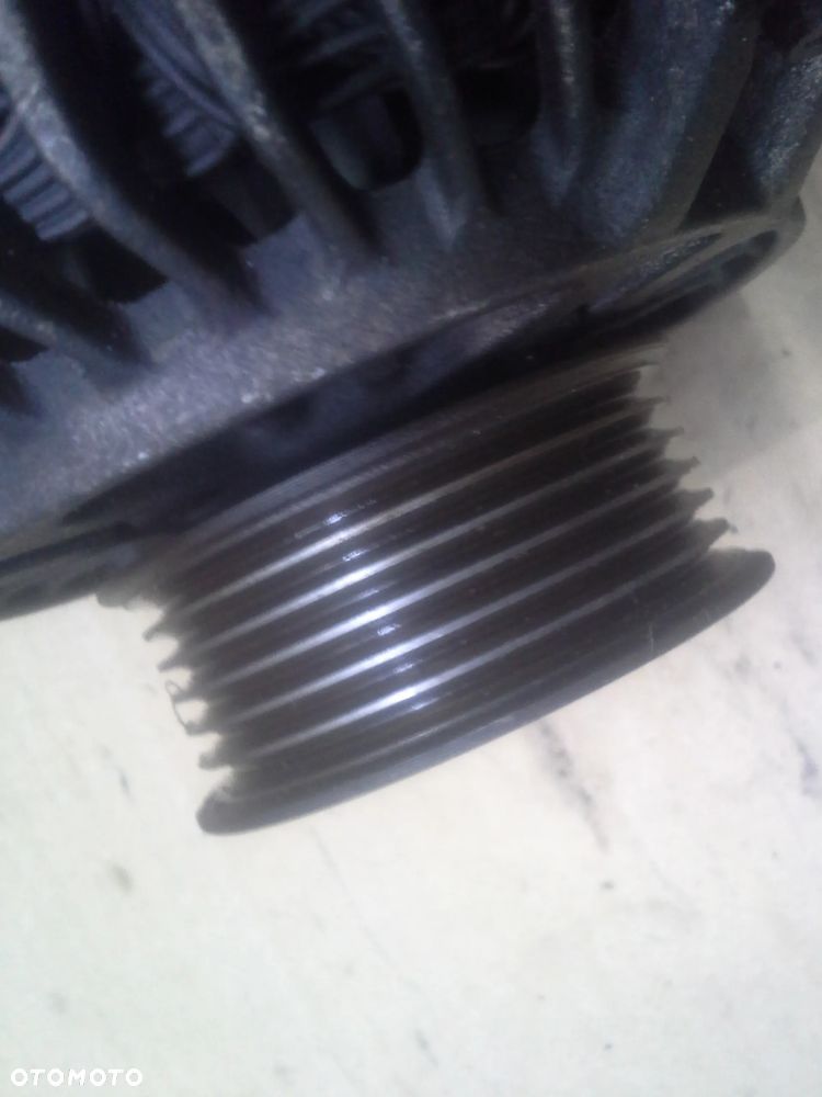 Honda FR-V 1.7V-Tec alternator A5TA6991A  AHGA64 - 3