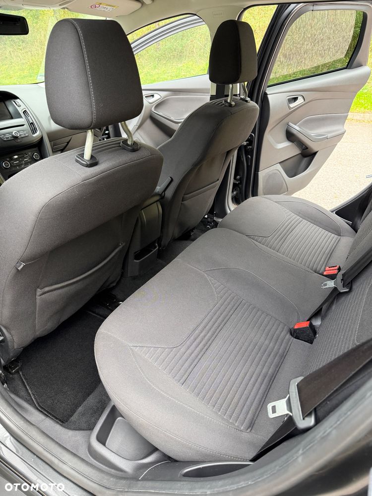 Ford Focus - 20
