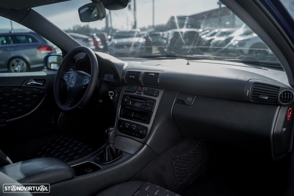 Mercedes-Benz C 220 - 23