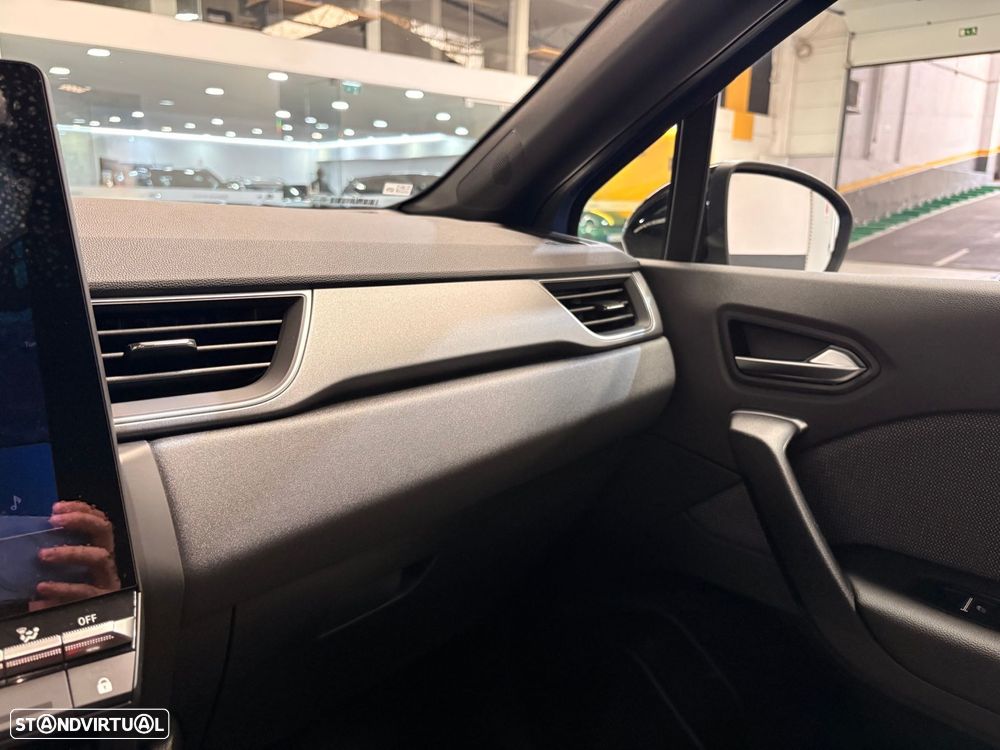 Renault Captur 1.0 TCe Techno Bi-Fuel - 41