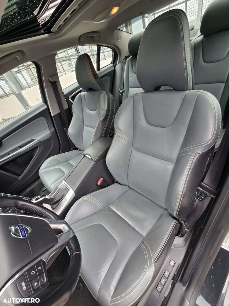 Volvo S60 T6AWD R-Design - 4