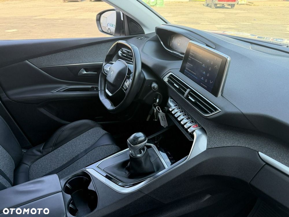 Peugeot 3008 PureTech 130 Stop & Start GPF Active - 34