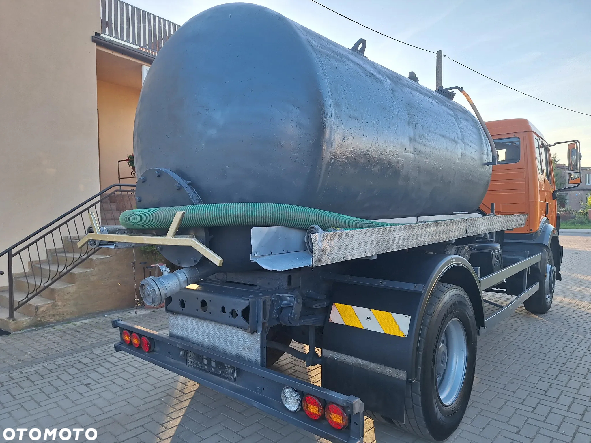 Mercedes-Benz 1824 SK - 3