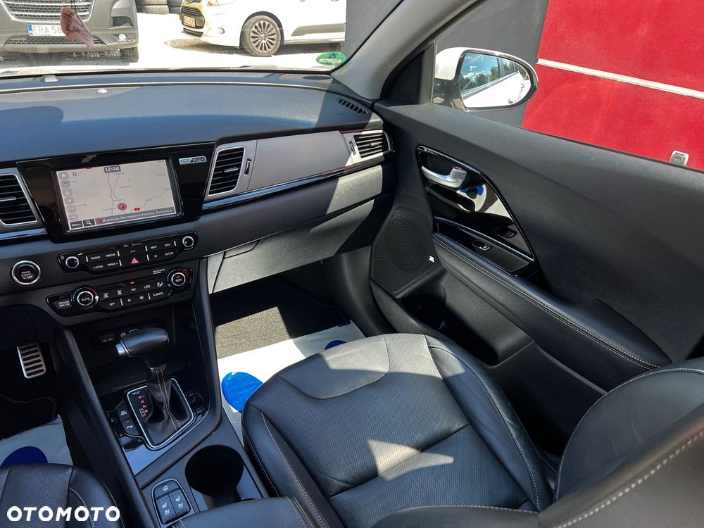 Kia Niro 1.6 GDI PHEV 2WD OPF Vision - 26
