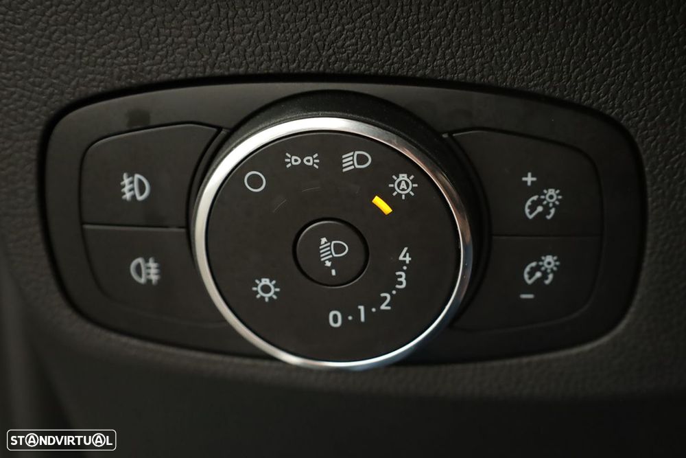 Ford Focus SW 1.0 EcoBoost MHEV ST-Line - 20