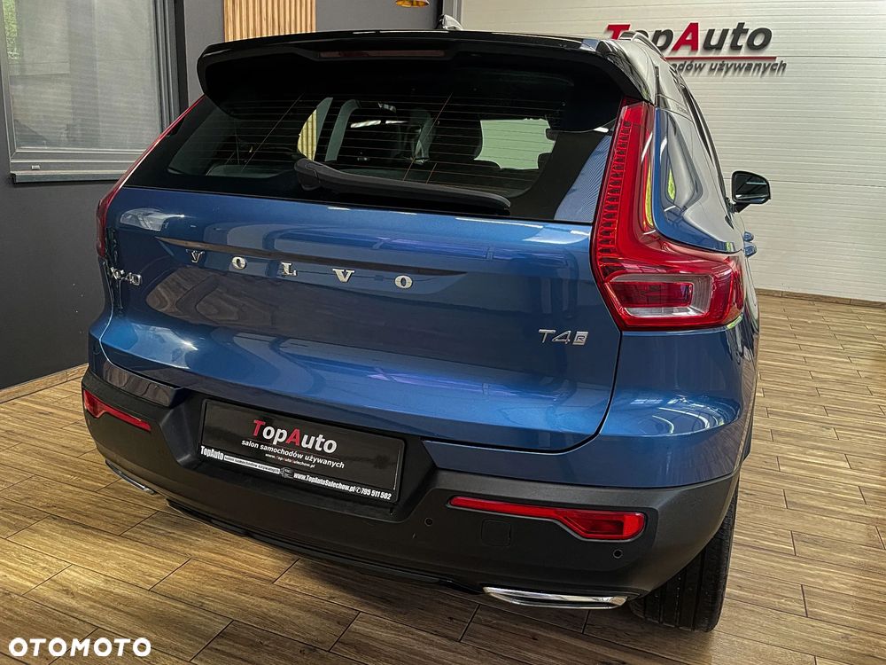 Volvo XC 40 T4 AWD Geartronic R-Design - 8