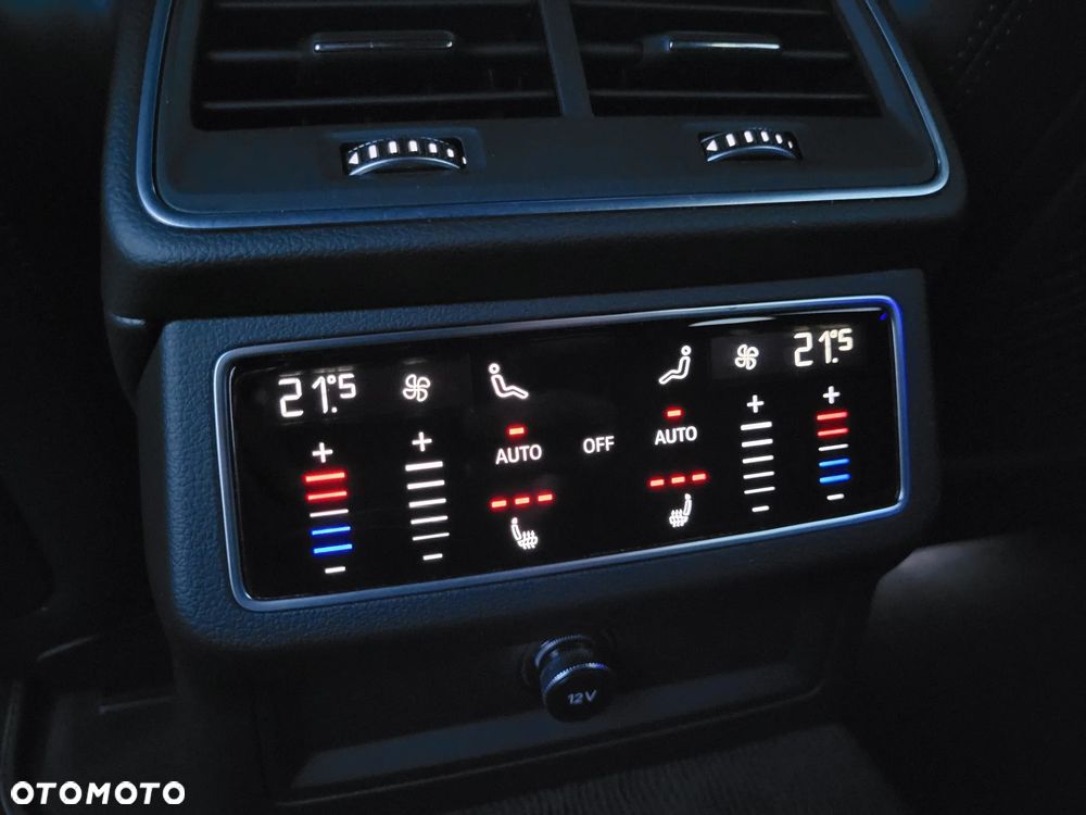 Audi A6 Avant 40 TDI quattro S tronic S line - 31