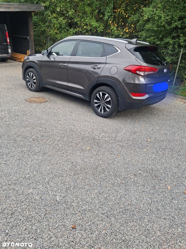 Hyundai Tucson - 4