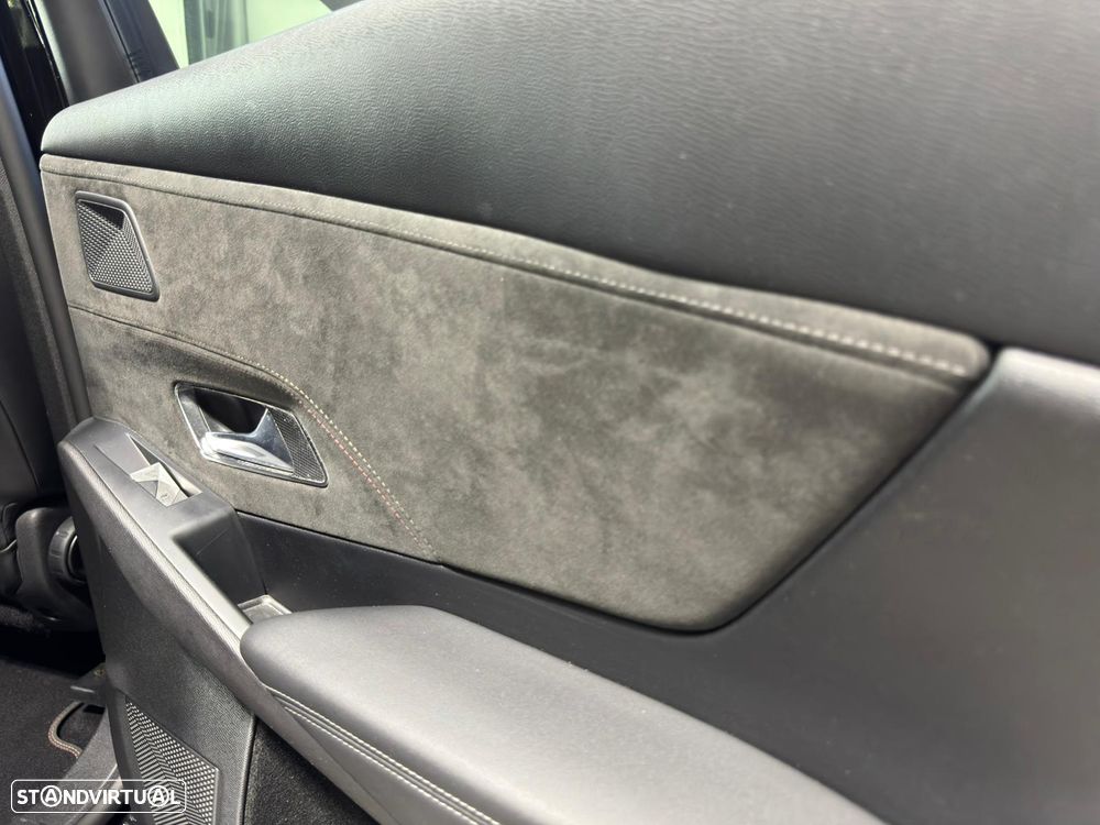 DS DS7 Crossback E-Tense Performance Line EAT8 - 36