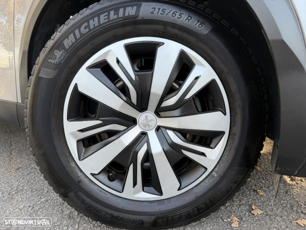 Peugeot 2008 PureTech 100 Stop&Start Allure Pack - 3