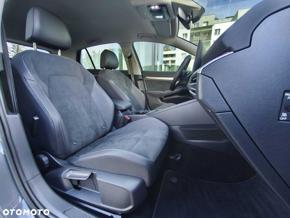 Volkswagen Golf 1.5 TSI EHybrid PHEV 150kW Life Plus DSG - 18
