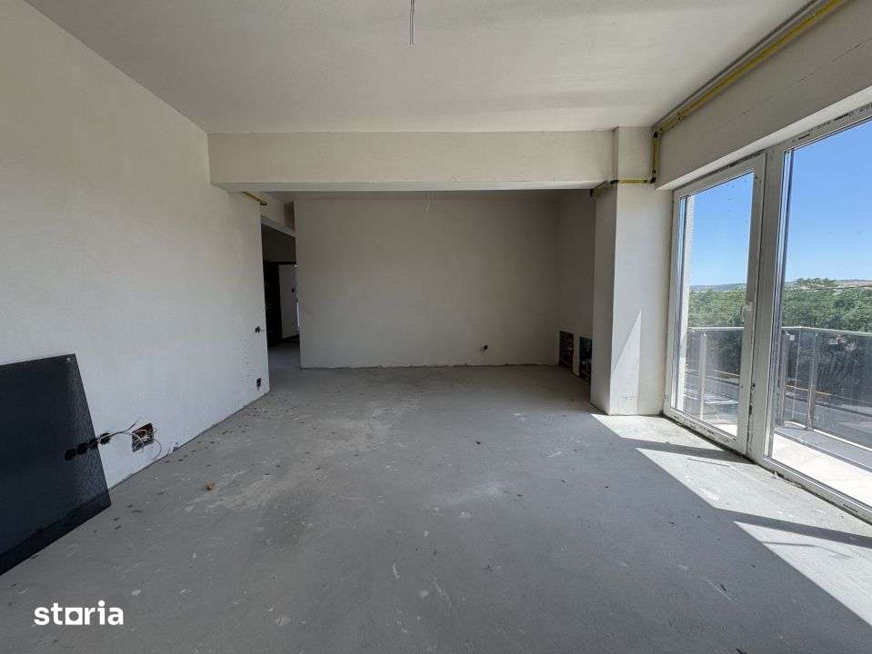 Apartament 3 camere, etajul 3, 86 mp utili, 2 balcoane, zona Pod IRA — fotografia 3