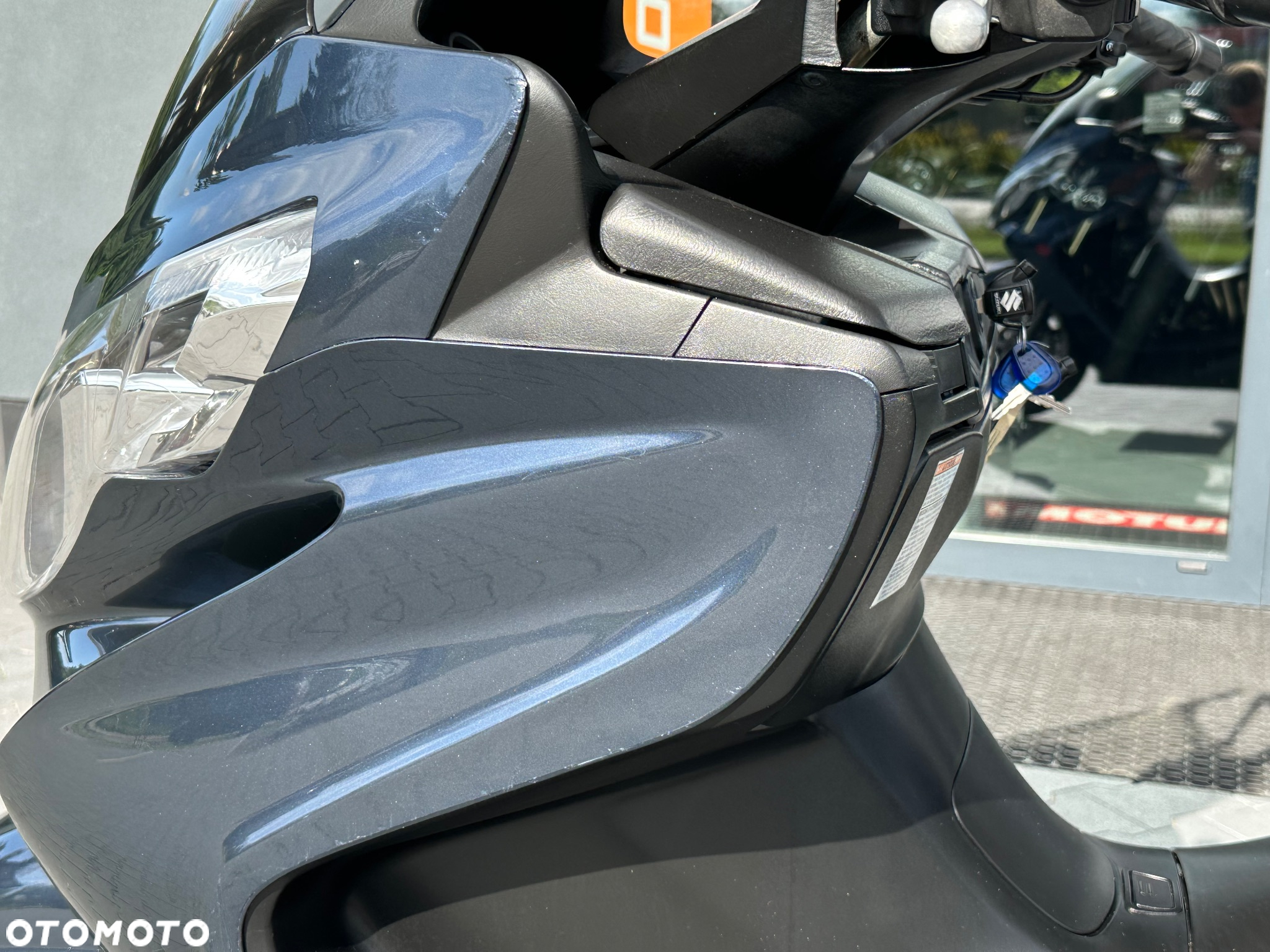 Suzuki Burgman - 34