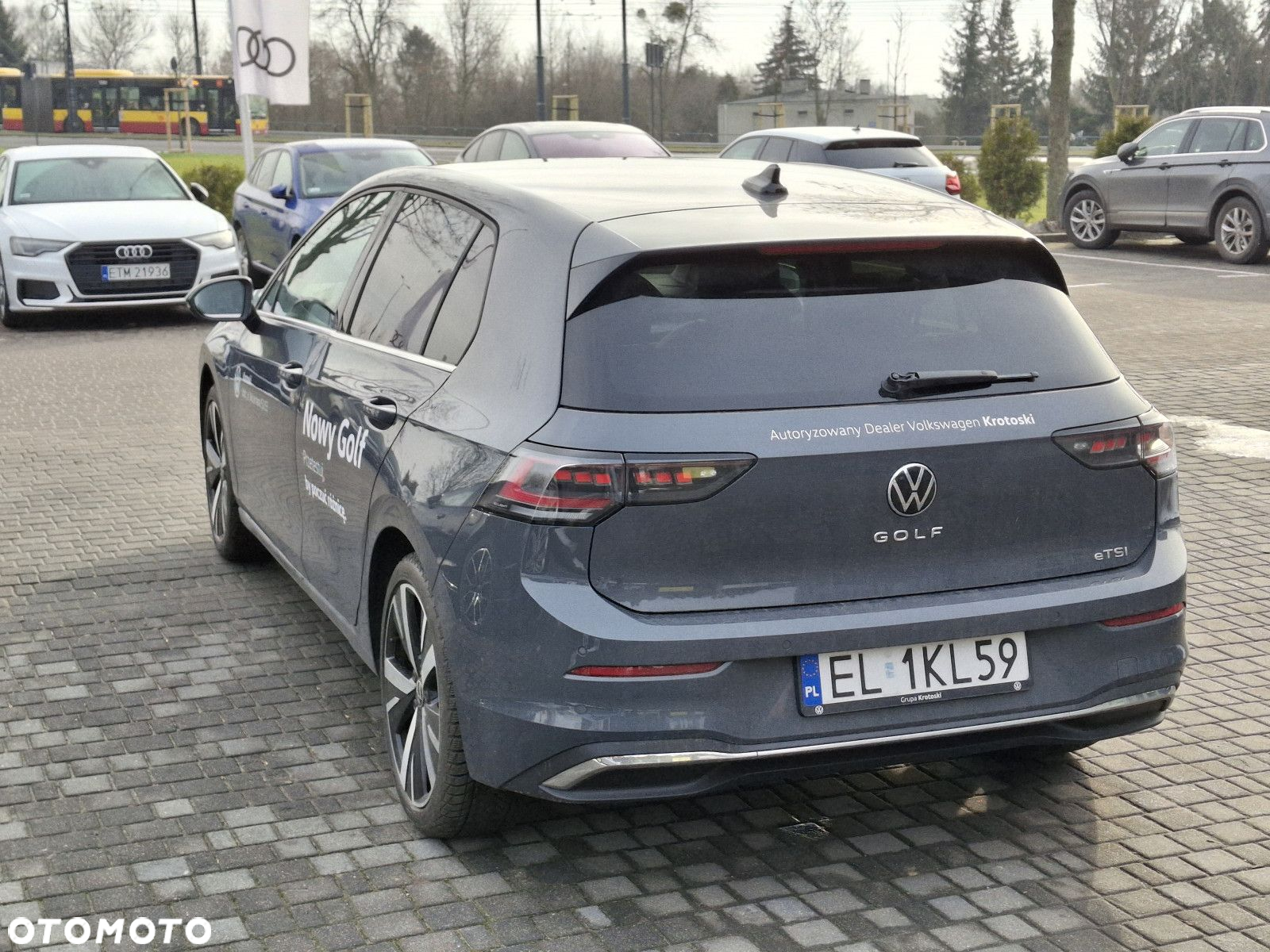 Volkswagen Golf - 5