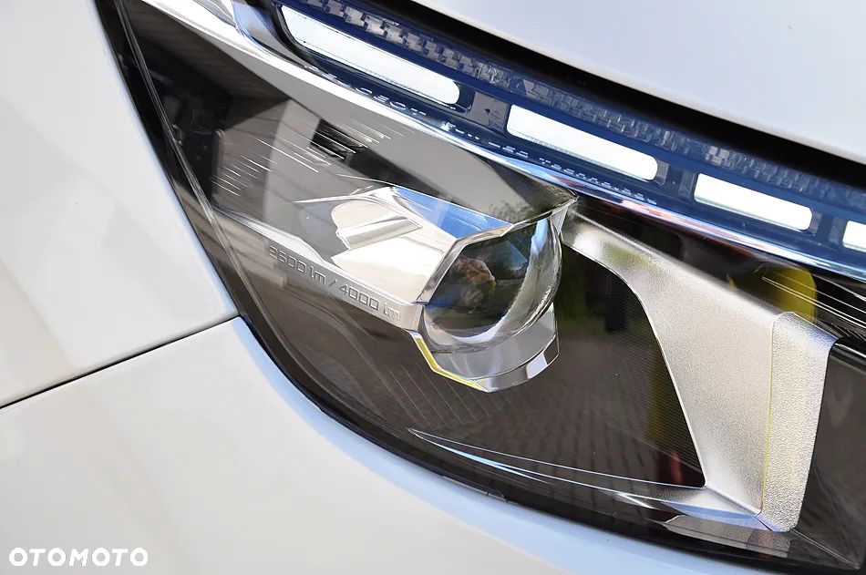 Peugeot 3008 1.5 BlueHDi GT S&S - 12