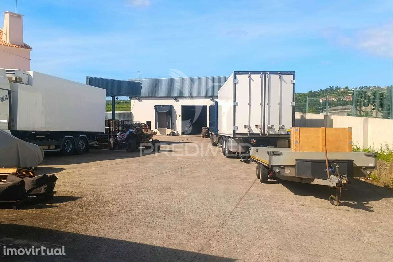 Arrendar Armazém 1200m2 e logradouro, Sintra - Grande imagem: 2/8