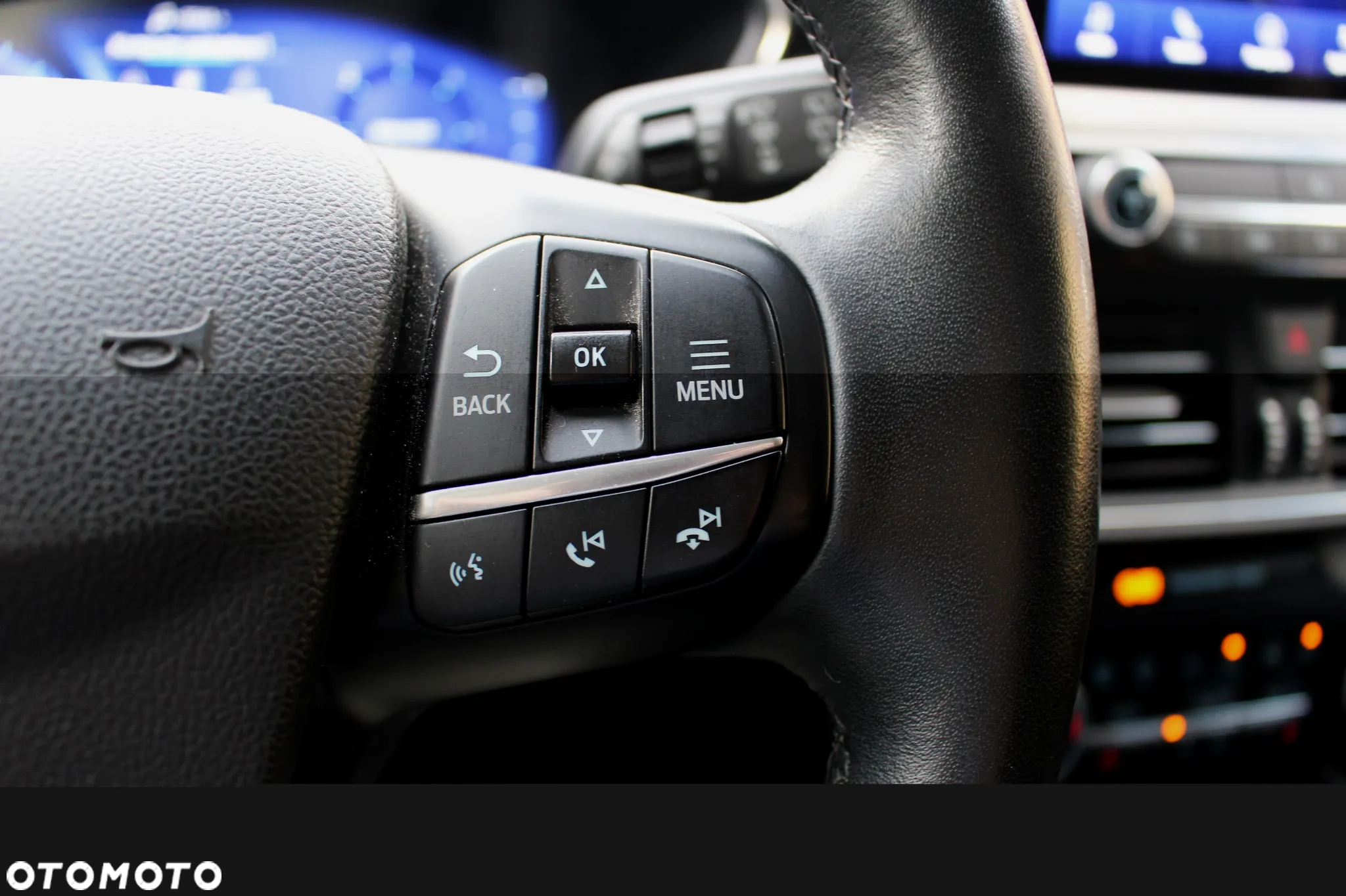 Ford Kuga 2.0 EcoBlue AWD Titanium X - 37