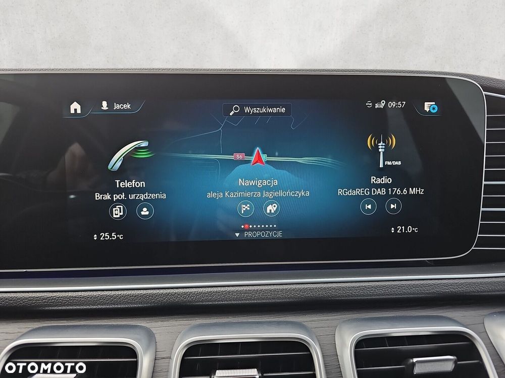 Mercedes-Benz GLE - 24