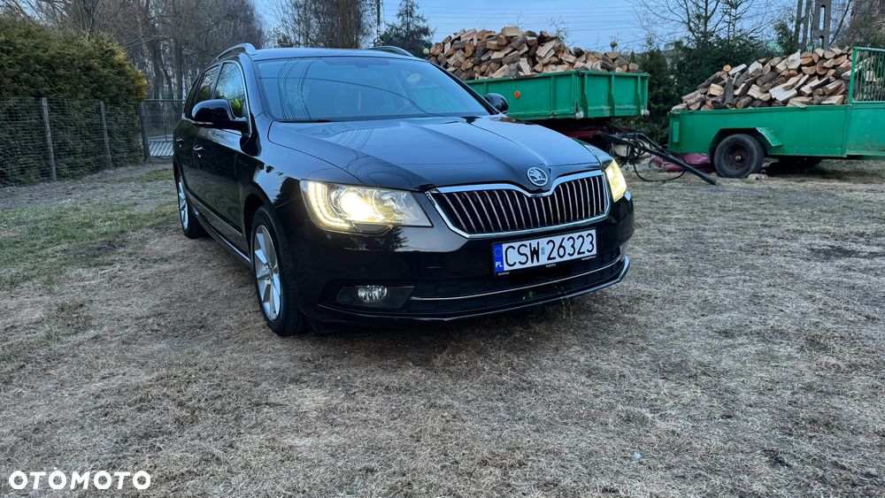 Skoda Superb 1.6 TDI GreenLine - 4