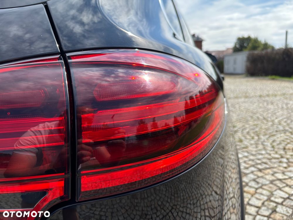 Porsche Cayenne Diesel Platinum Edition - 12