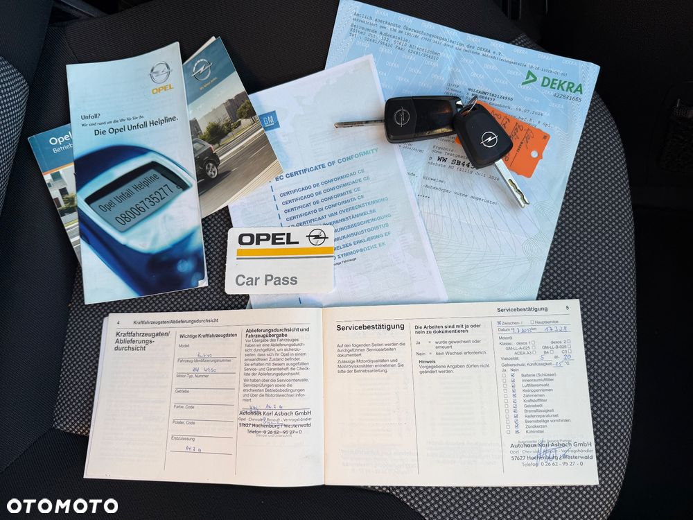 Opel Zafira - 17