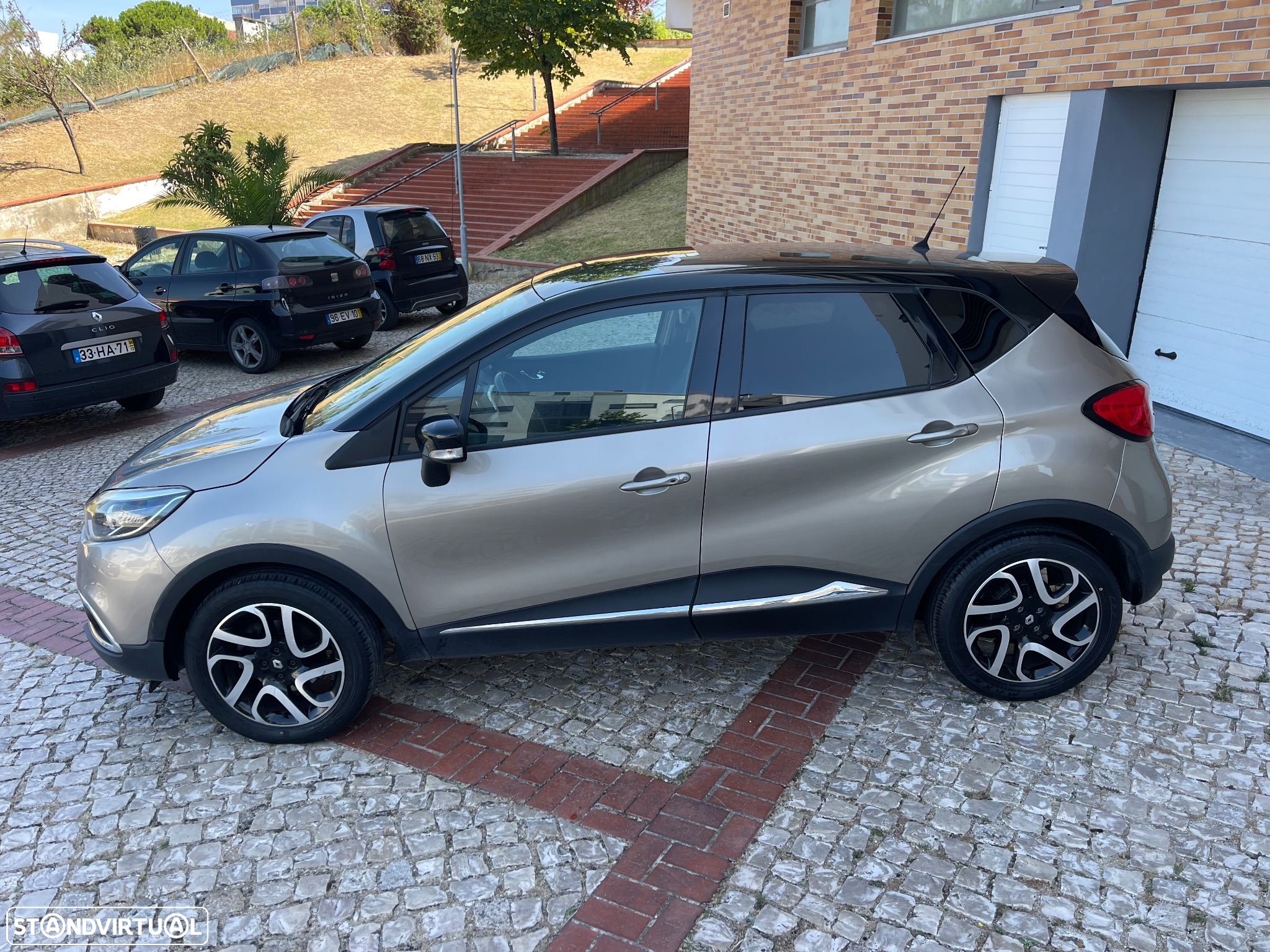 Renault Captur 1.5 dCi Exclusive - 4