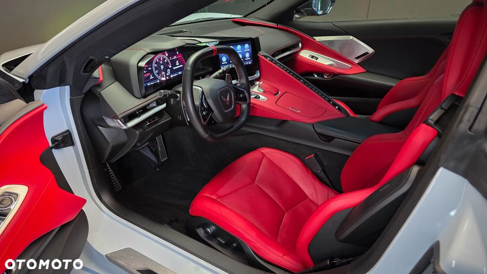 Chevrolet Corvette Stingray 2LT 6.2 V8 Automatik - 31