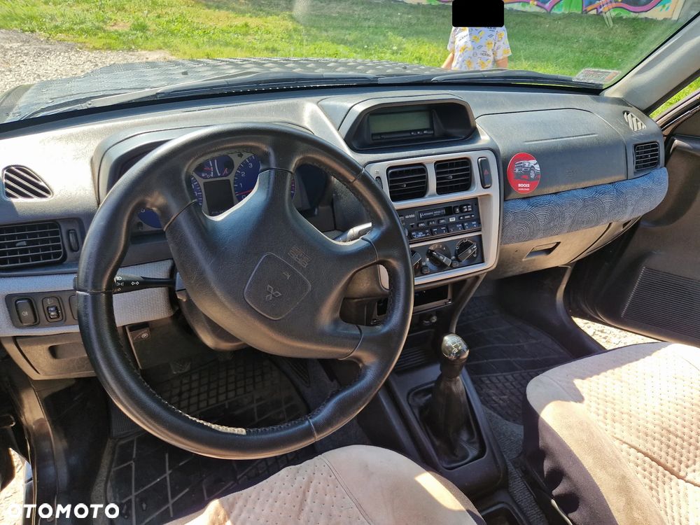 Mitsubishi Pajero Pinin 1.8 - 12