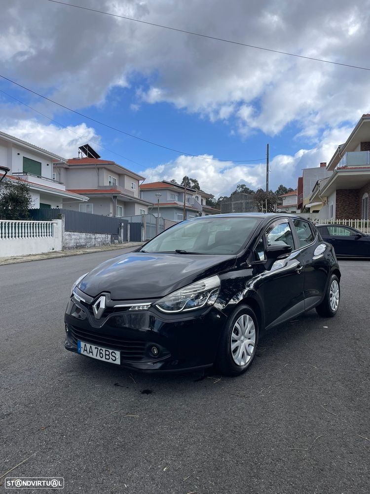 Renault Clio 1.5 dCi Dynamique S - 1