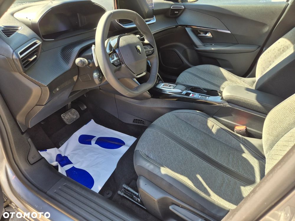 Peugeot 2008 Hybrid 136 e-DSC Allure - 8