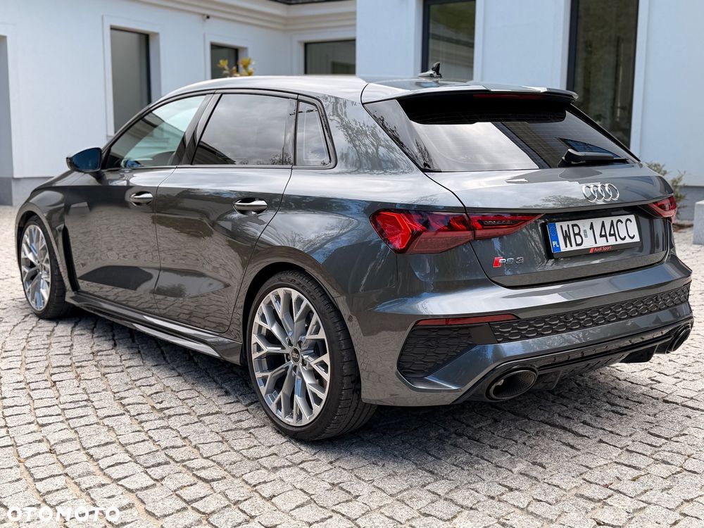 Audi RS3 Sportback - 10