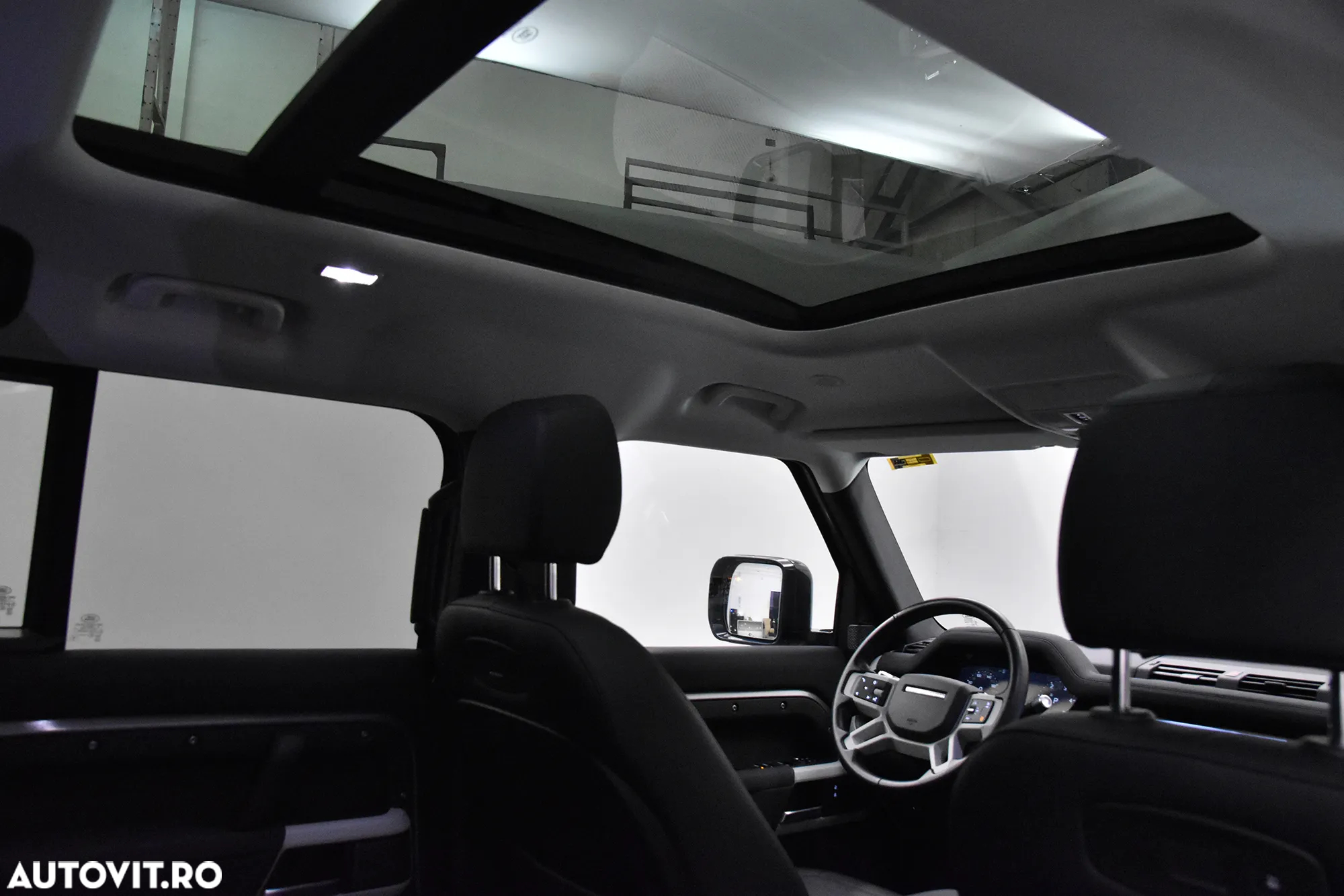 Land Rover Defender 130 3.0D 250 MHEV SE - 22